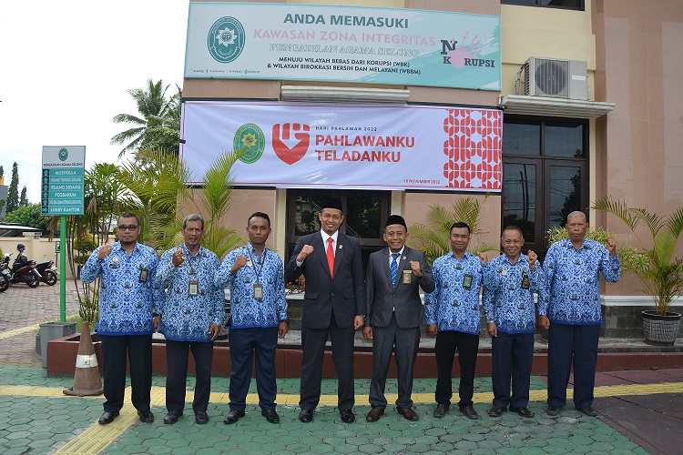 4 Hari Pahlawan